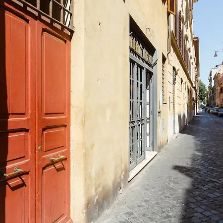 Cozy By The Vatican Daire